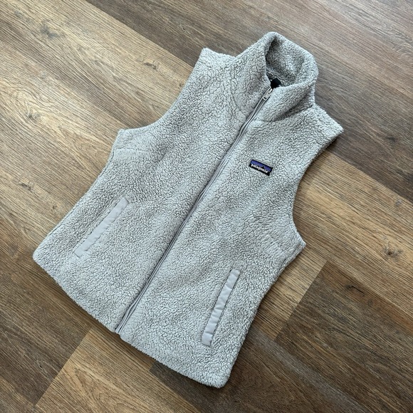 Patagonia Jackets & Blazers - Patagonia Women's Los Gatos Gray Sherpa Fuzzy Vest Sz S Gorpcore Hiking